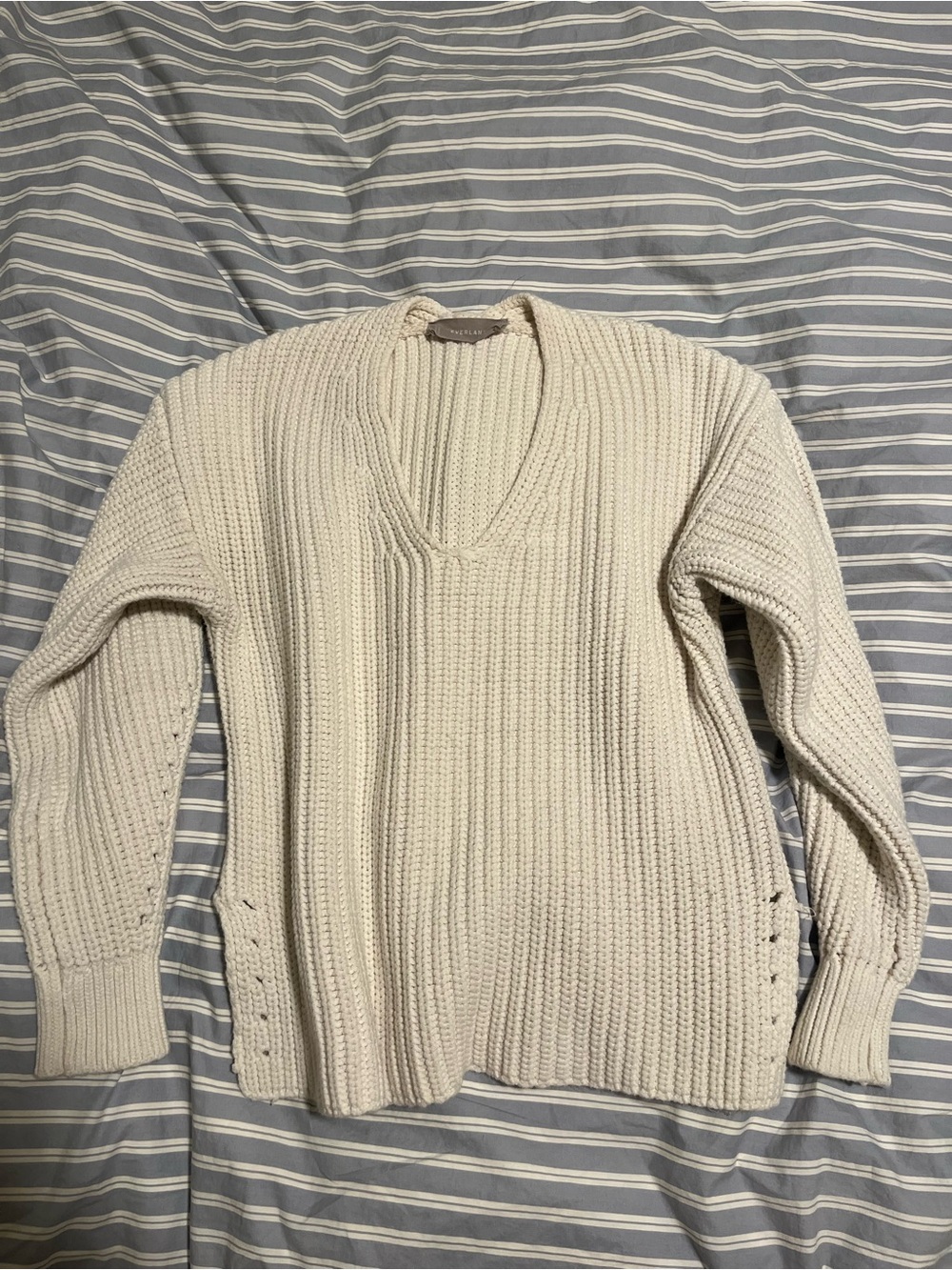 Everlane Neutral Cream Ribbed V-Neck Sweater